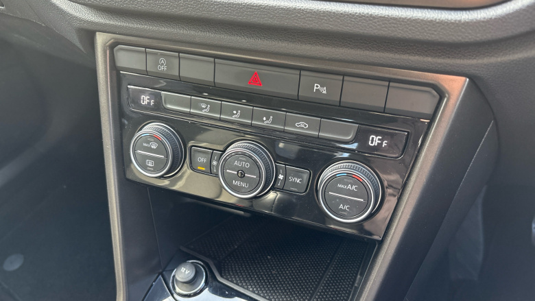 Volkswagen T-Roc 1.5 TSI EVO Design 5dr Petrol Hatchback